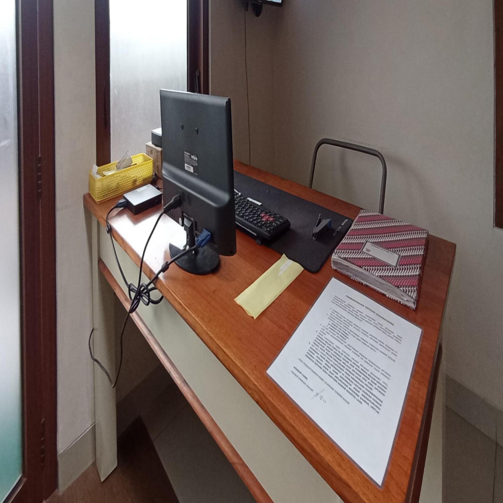 Reddoorz At Syariah House Purwokerto Hotel Exterior photo